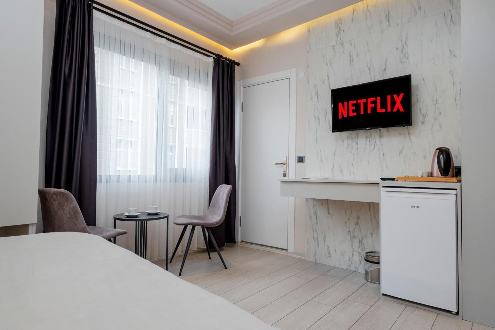 Lavender Airport Hotel Arnavutkoy Esterno foto