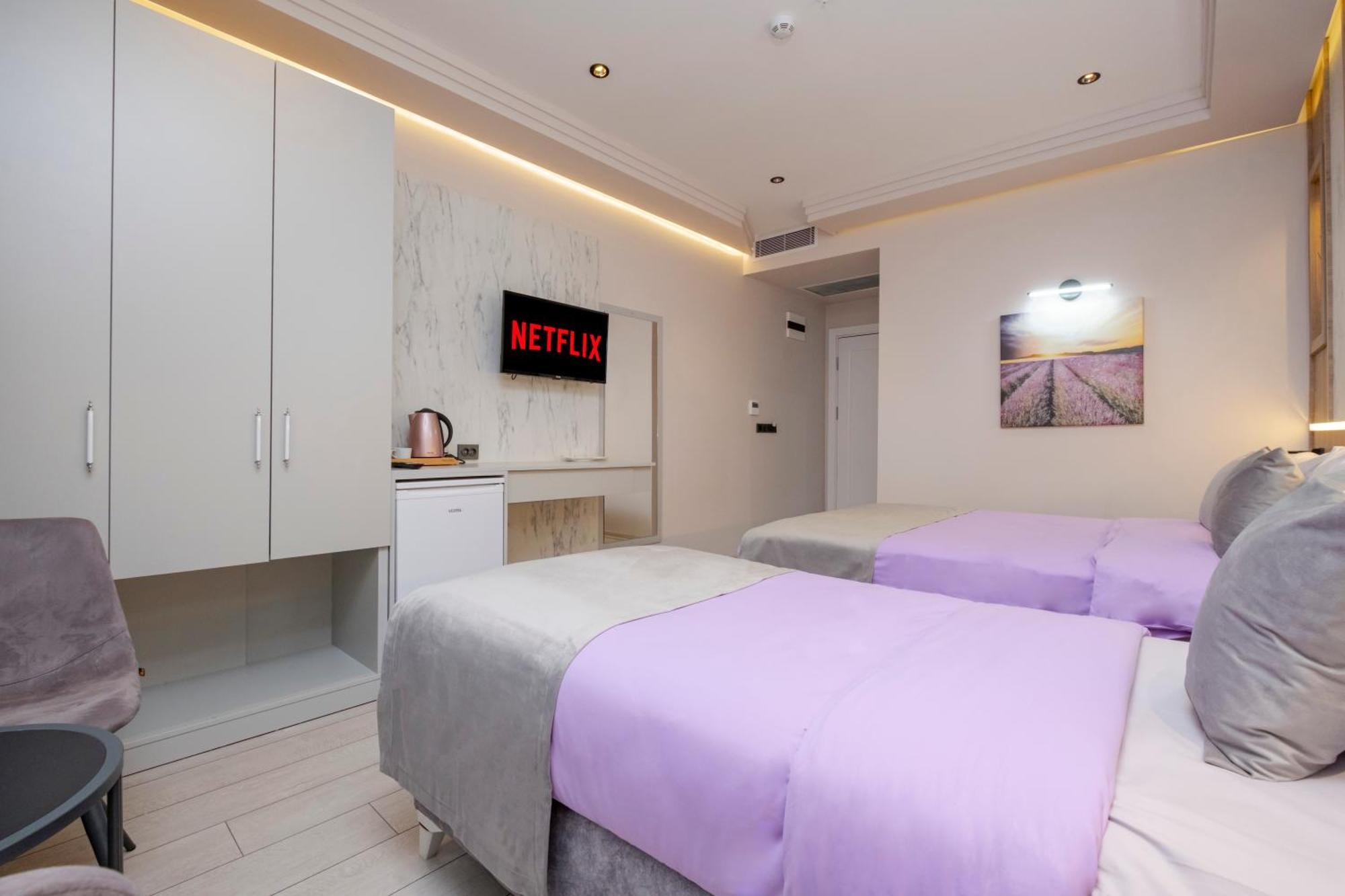 Lavender Airport Hotel Arnavutkoy Esterno foto